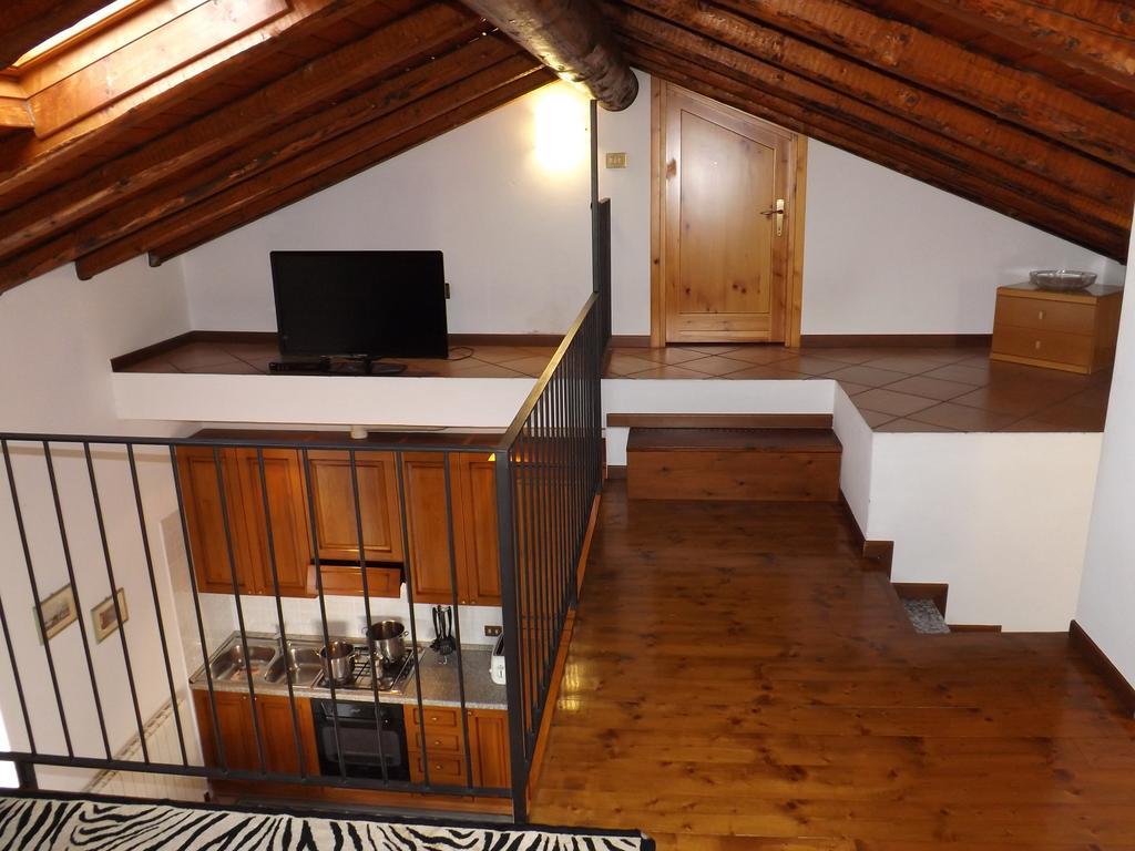 Exclusive Villa Crotto Lake View Варенна Экстерьер фото