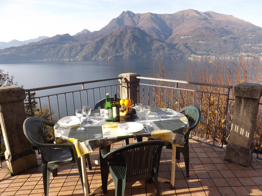 Exclusive Villa Crotto Lake View Варенна Номер фото