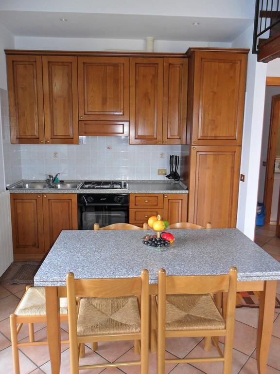 Exclusive Villa Crotto Lake View Варенна Номер фото